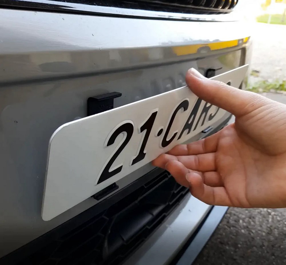 21 Cars Kennzeichenhalter Langformat, Transparent 21 Cars Kennzeichenhalter Langformat, Transparent