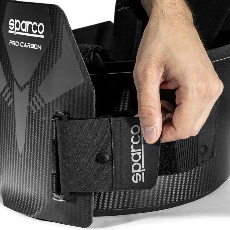 SPARCO RIPPENSCHUTZ PRO-CARBON (FIA 8870-2018) SPARCO RIPPENSCHUTZ PRO-CARBON (FIA 8870-2018)