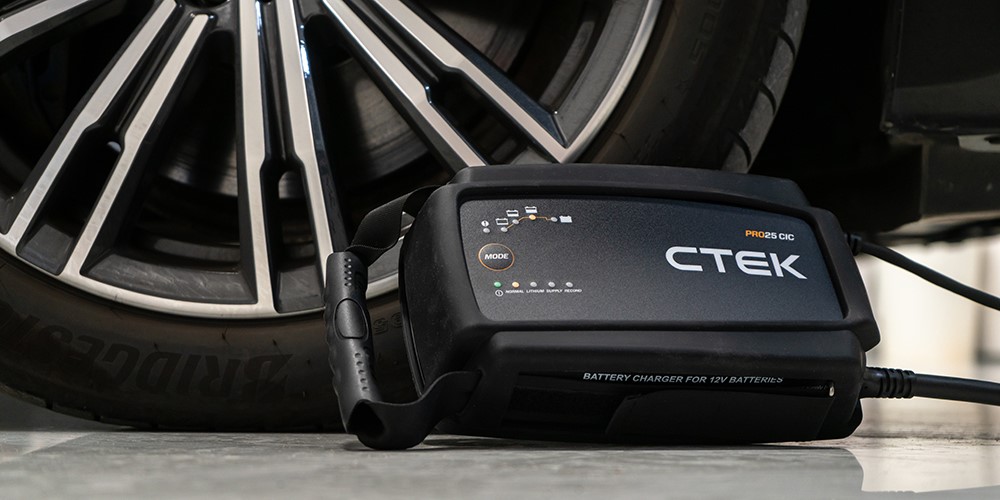 CTEK PRO 25CIC 12V Batterieladegerät