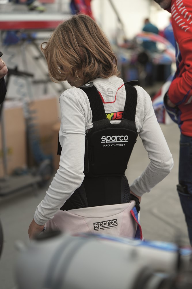 SPARCO RIPPENSCHUTZ PRO-CARBON (FIA 8870-2018) SPARCO RIPPENSCHUTZ PRO-CARBON (FIA 8870-2018)