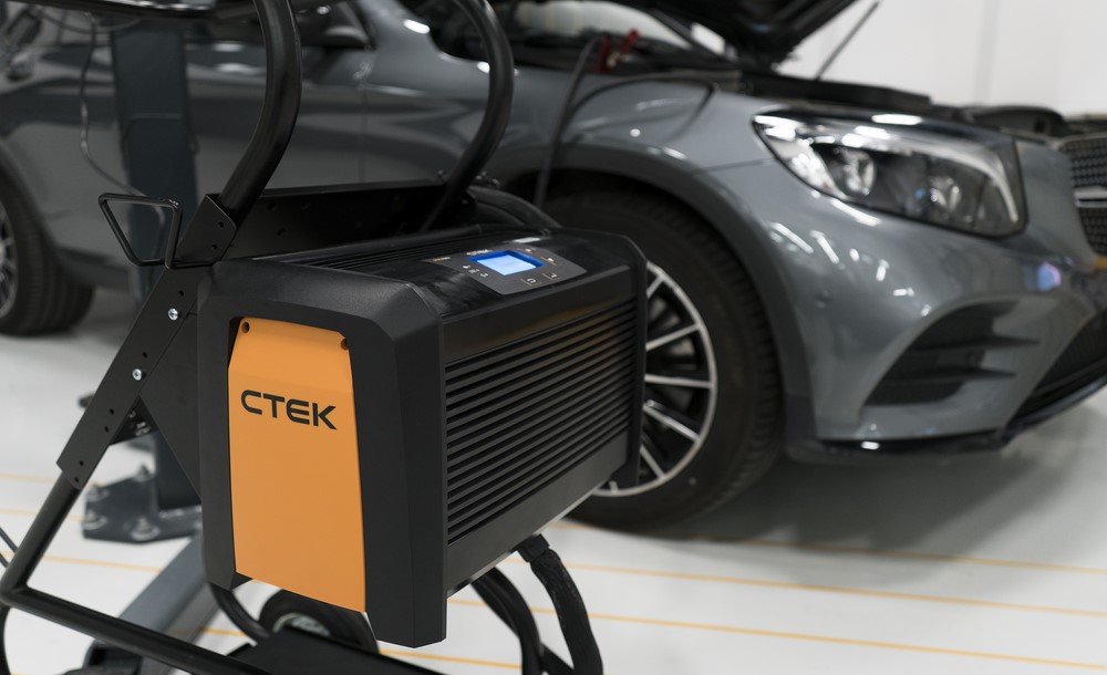 CTEK PRO 120 12V Batterieladegerät