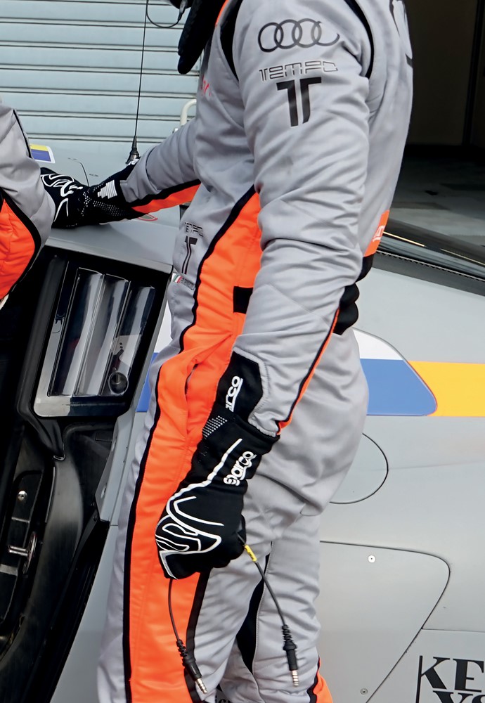 SPARCO Handschuhe LAP (FIA 8856-2018 SFI 3.3/5) SPARCO Handschuhe LAP (FIA 8856-2018 SFI 3.3/5)